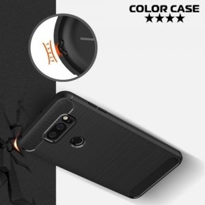Жесткий силиконовый чехол для LG V30 с карбоновыми вставками - Черный